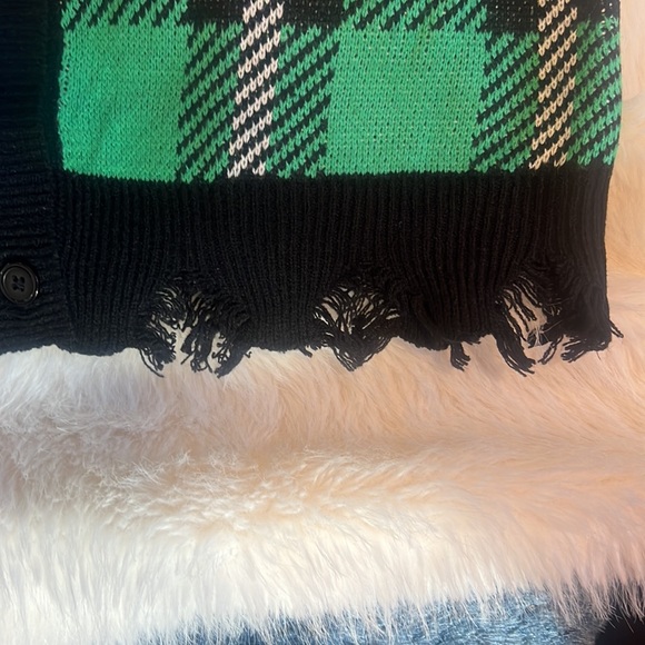 Sweater - Picture 7 of 13